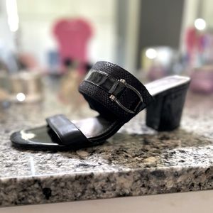 9 1/2 Anne Klein Flex Sandal